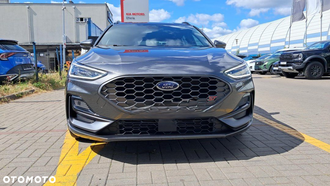Ford Focus - 17