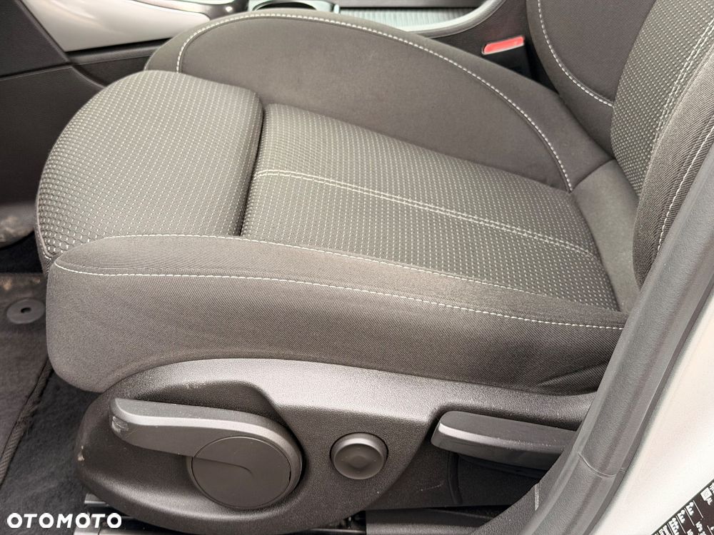 Opel Astra 2.0 CDTI DPF Innovation - 14