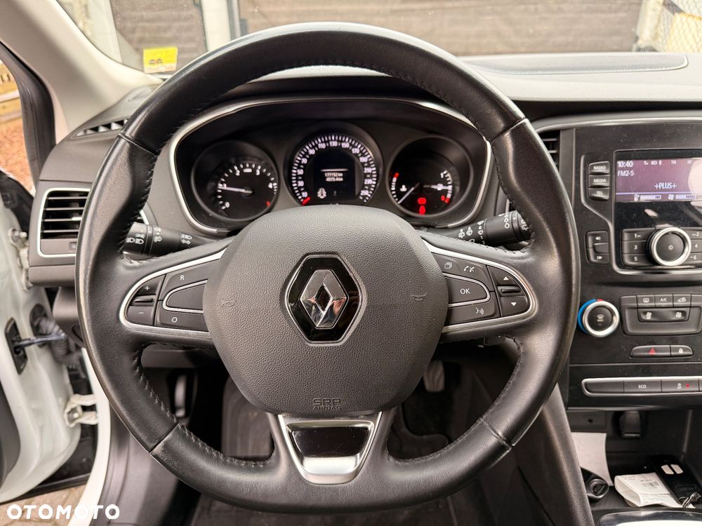 Renault Megane 1.5 Blue dCi Business - 13