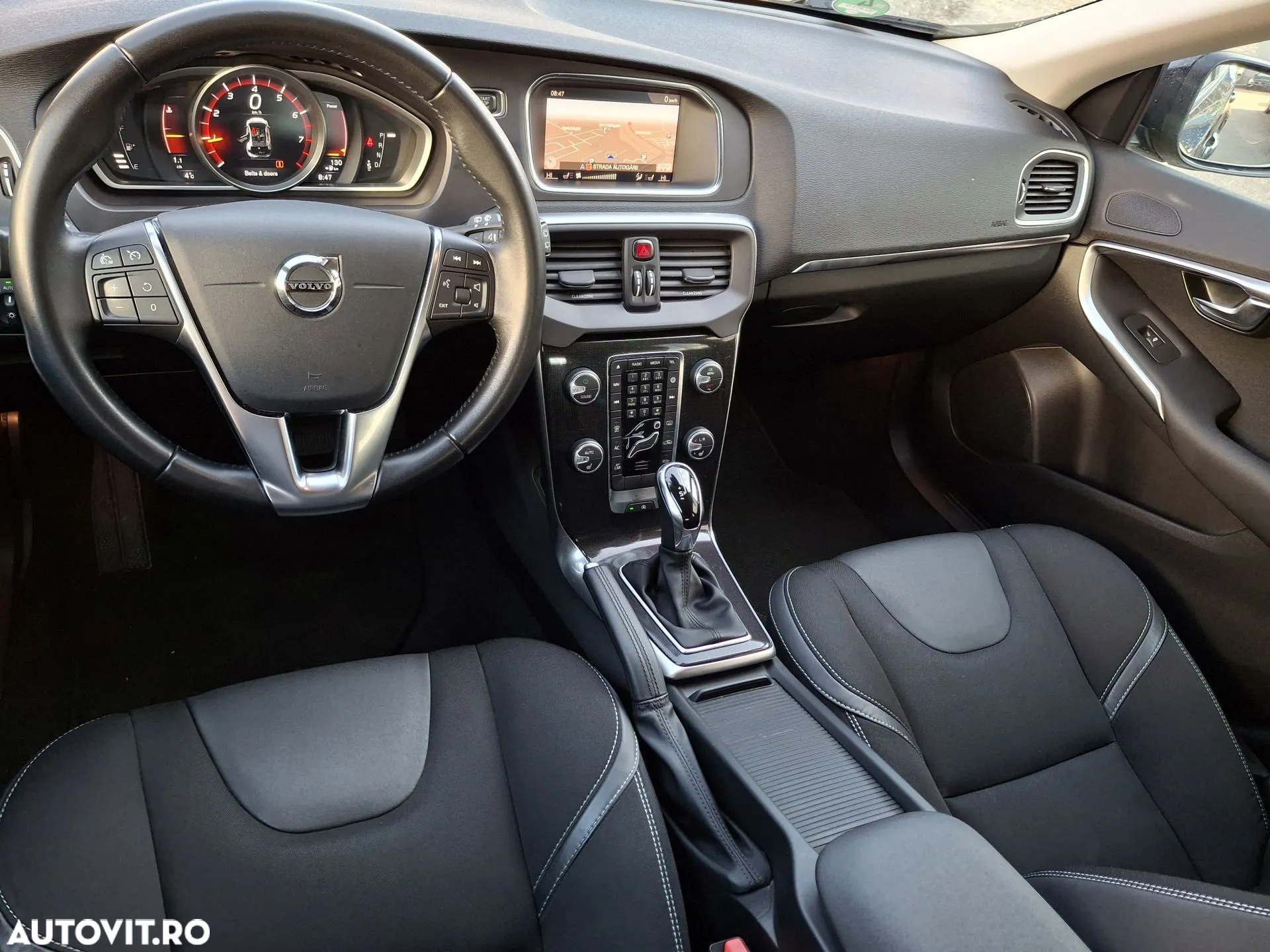 Volvo V40 - 10