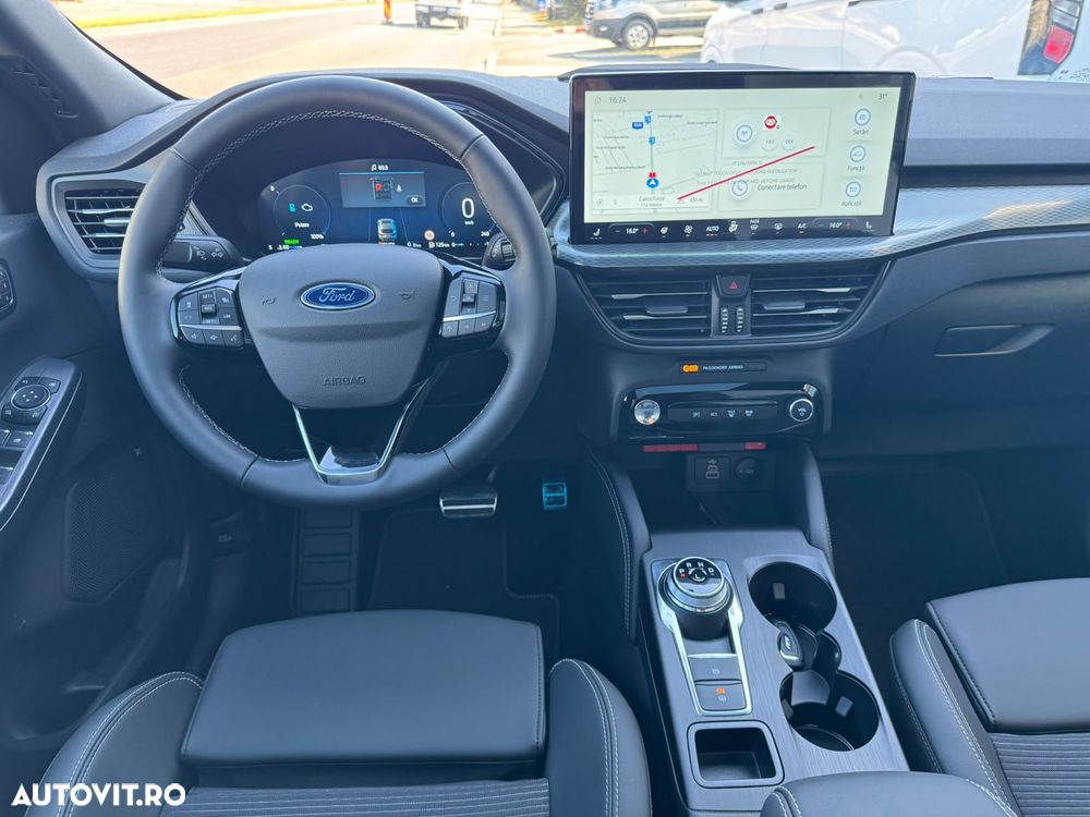 Ford Kuga - 10