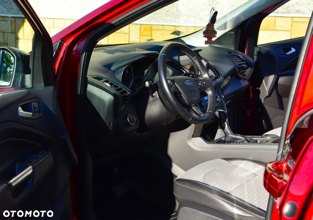 Ford Escape 2.0 EcoBoost AWD Titanium - 10