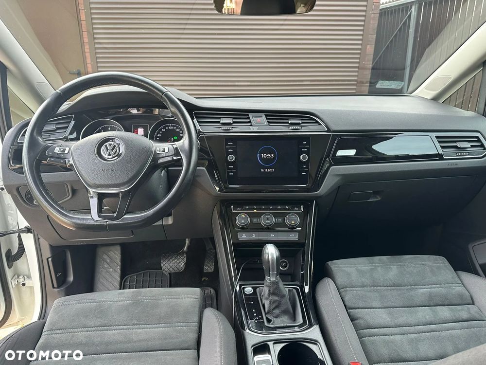 Volkswagen Touran 1.5 TSI EVO Highline DSG - 9