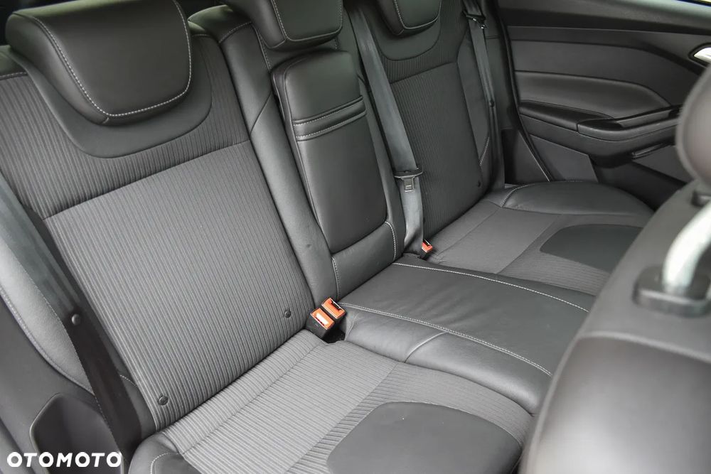 Ford Focus 1.6 EcoBoost Start-Stopp-System Titanium - 35