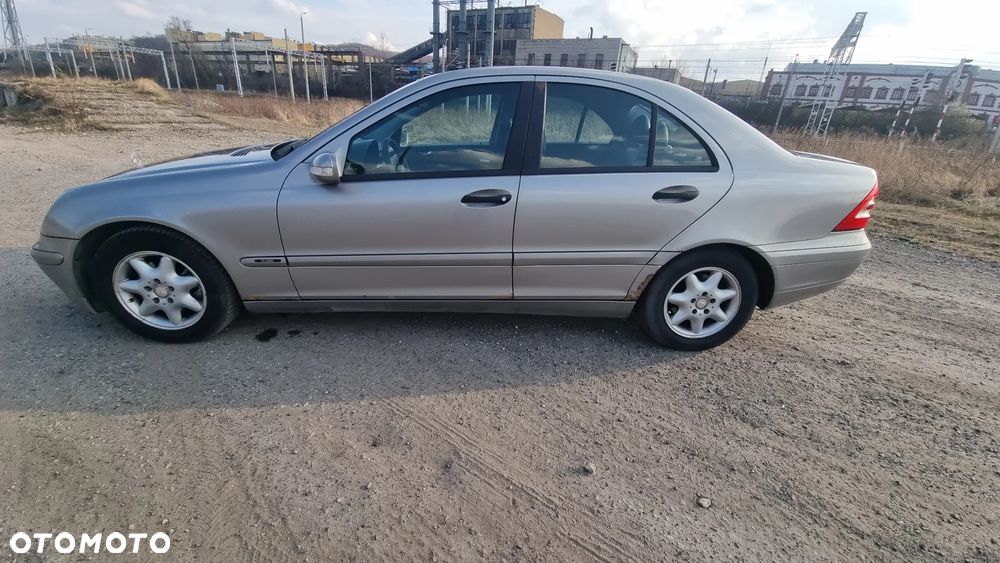 Mercedes-Benz Klasa C - 2