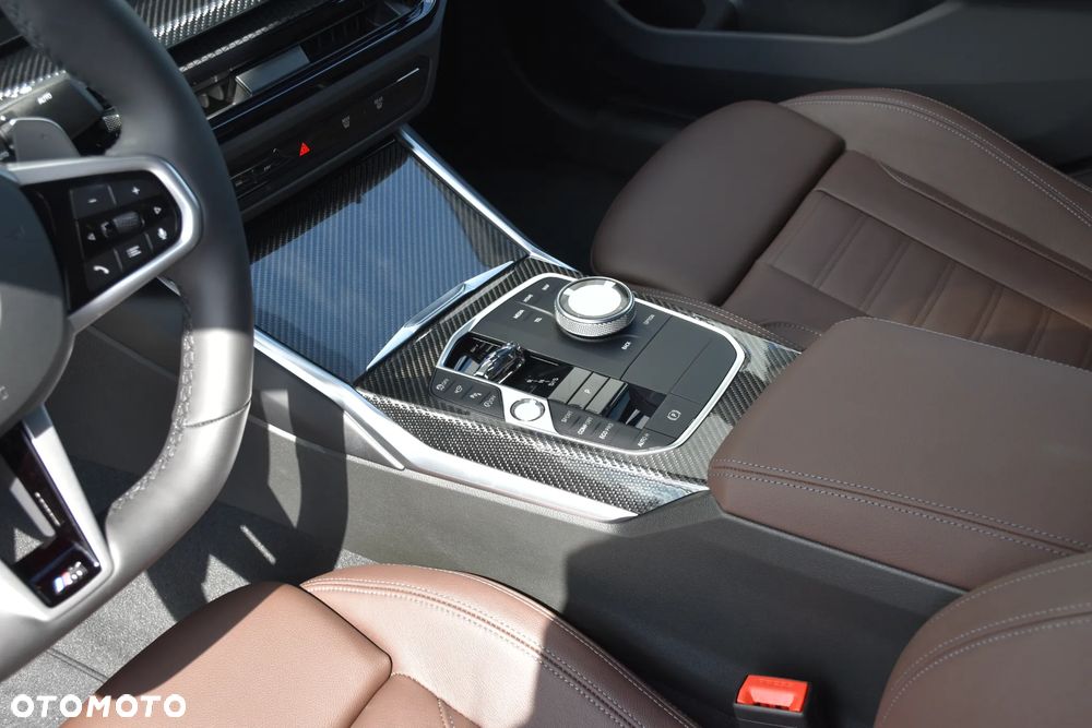 BMW Seria 3 330i xDrive M Sport - 19