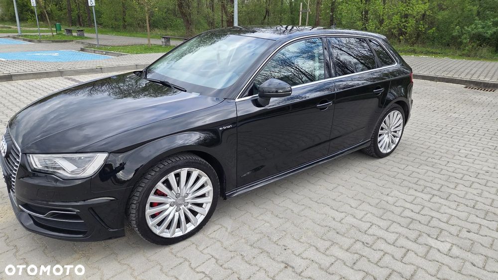 Audi A3 Sportback - 2