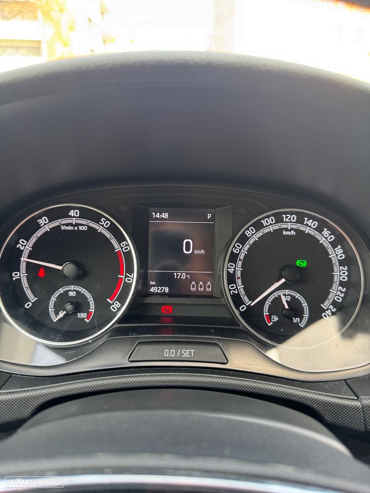 Skoda Fabia Break 1.0 TSI Ambition DSG - 10