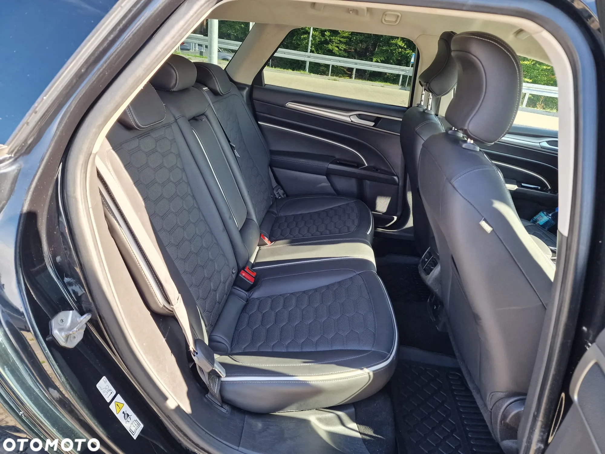 Ford Mondeo 2.0 TDCi Titanium PowerShift - 7