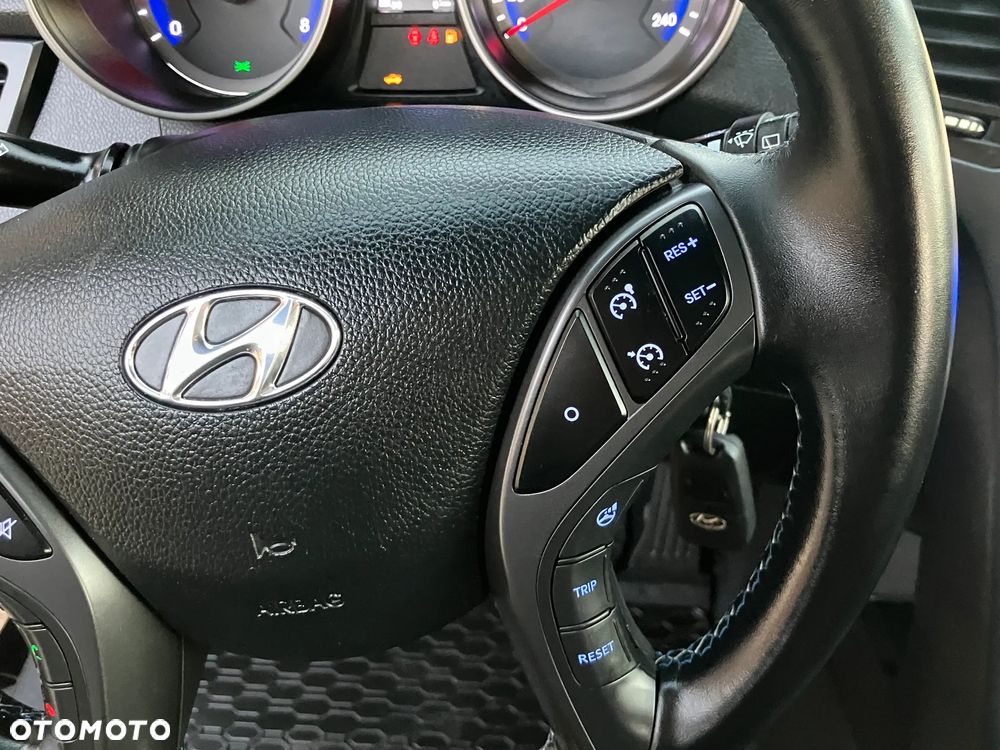 Hyundai i30 1.6 GDI BlueDrive Premium DCT - 25