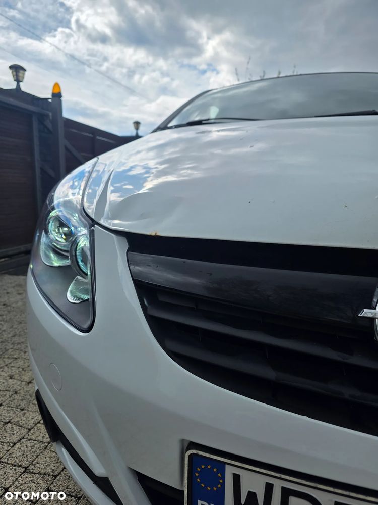 Opel Corsa 1.2 16V Sport - 10