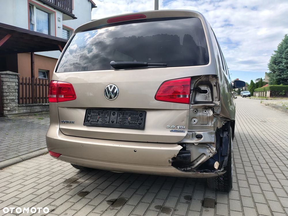 Volkswagen Touran 2.0 TDI DPF BlueMotion Technology Life - 10
