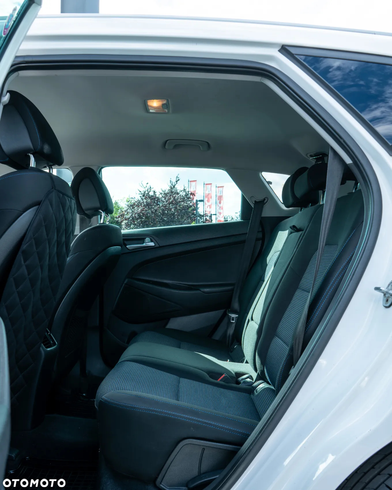 Hyundai Tucson 1.6 GDI BlueDrive Comfort 2WD - 16