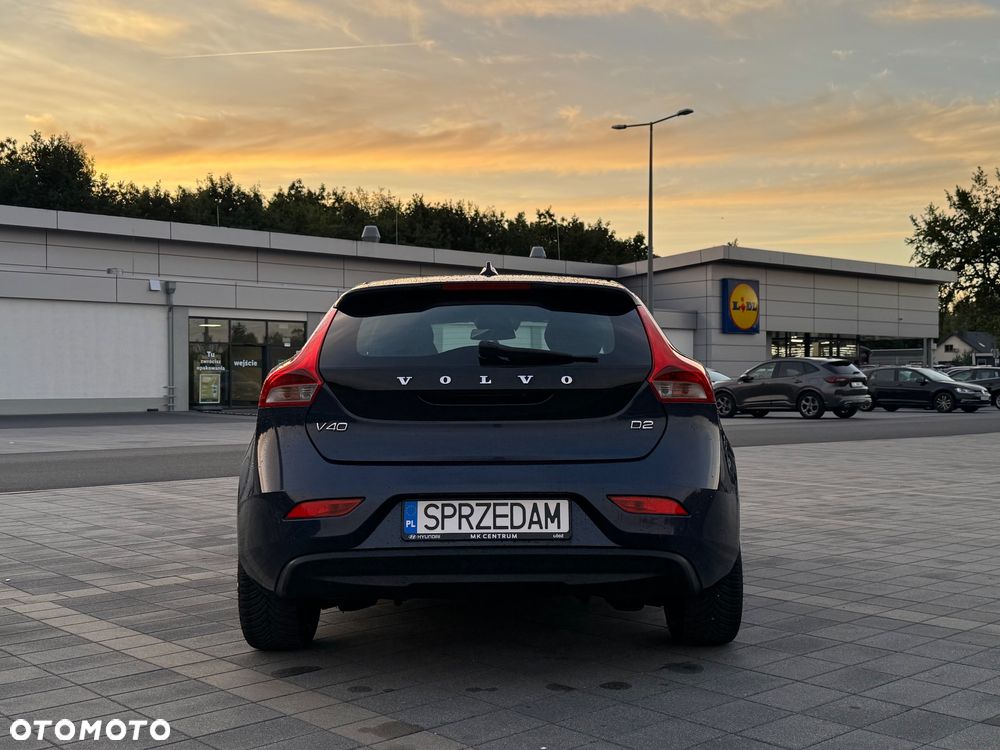 Volvo V40 - 20