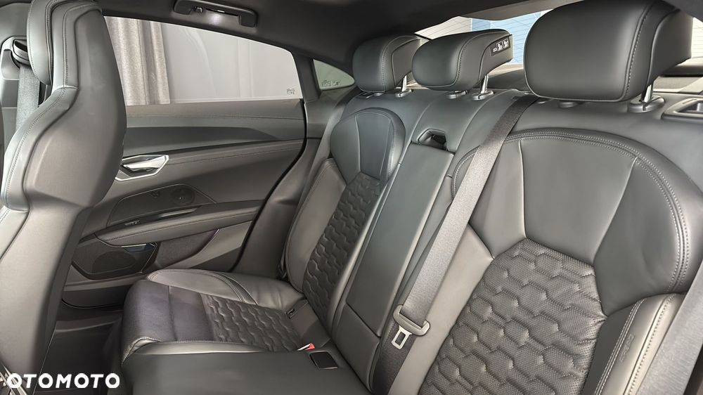 Audi e-tron GT - 17