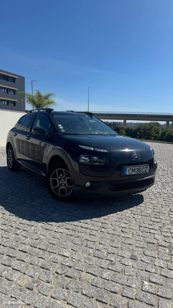 Citroën C4 Cactus VTi 82 Shine — photo 4