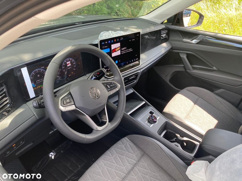 Volkswagen Tiguan - 14