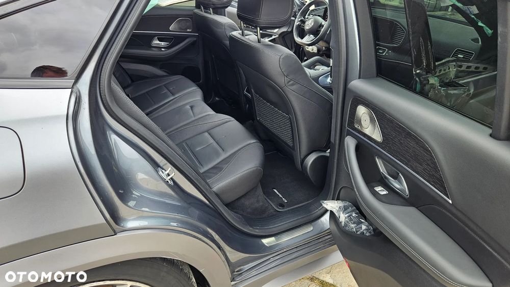 Mercedes-Benz GLE - 19