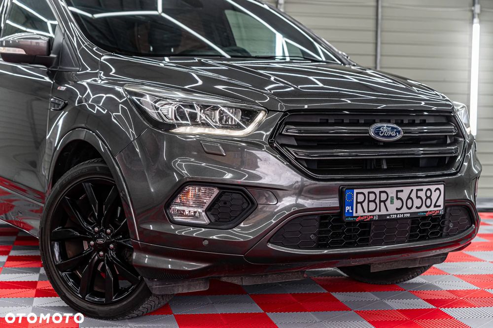 Ford Kuga 1.5 EcoBoost 2x4 ST-Line - 9