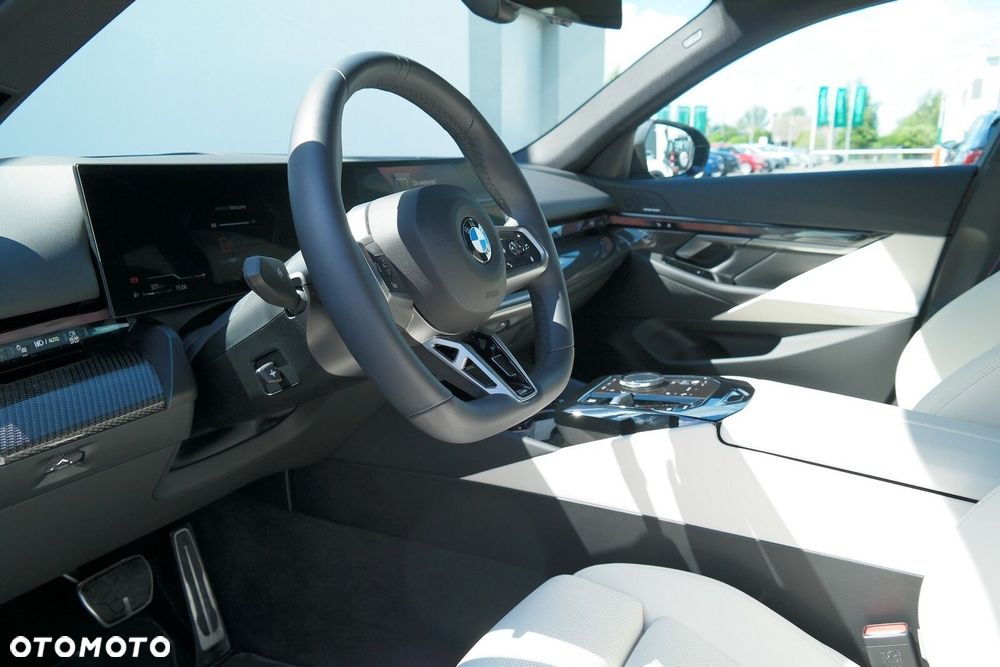BMW Seria 5 - 10