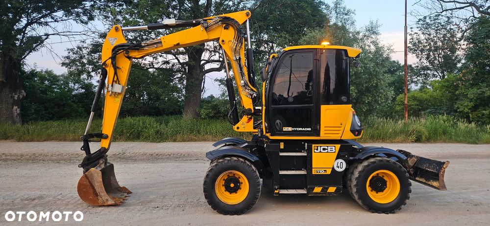 JCB HYDRADIG - 2