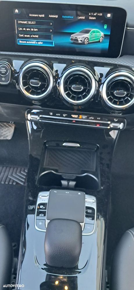 Mercedes-Benz A - 19