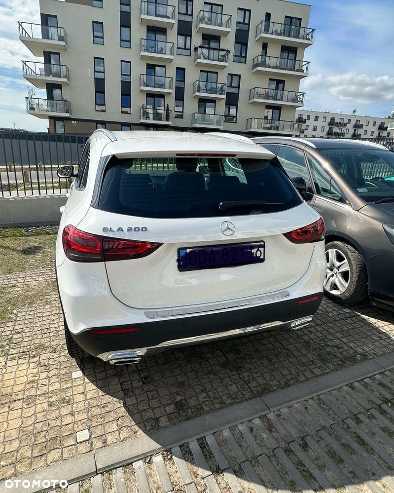 Mercedes-Benz GLA 200 Progressive - 4