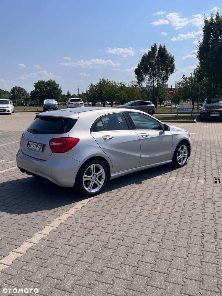 Mercedes-Benz Klasa A 180 7G-DCT Urban - 5
