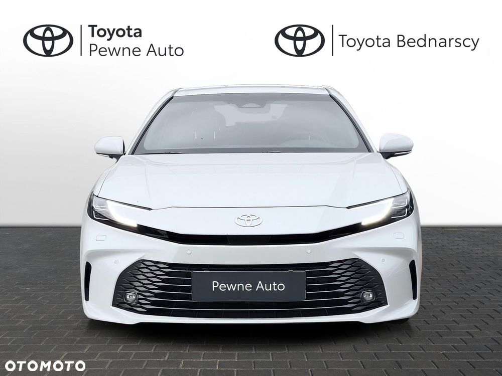 Toyota Camry - 8