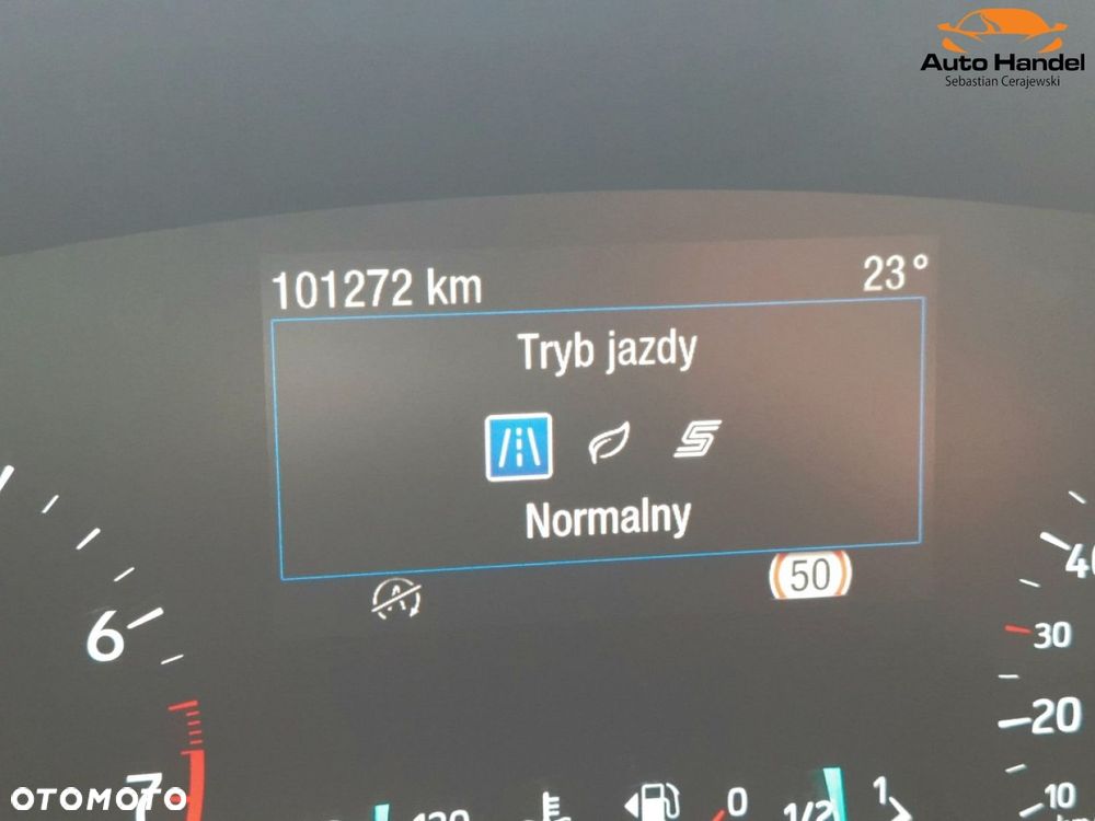 Ford Focus 1.0 EcoBoost Start-Stopp-System ST-LINE - 22