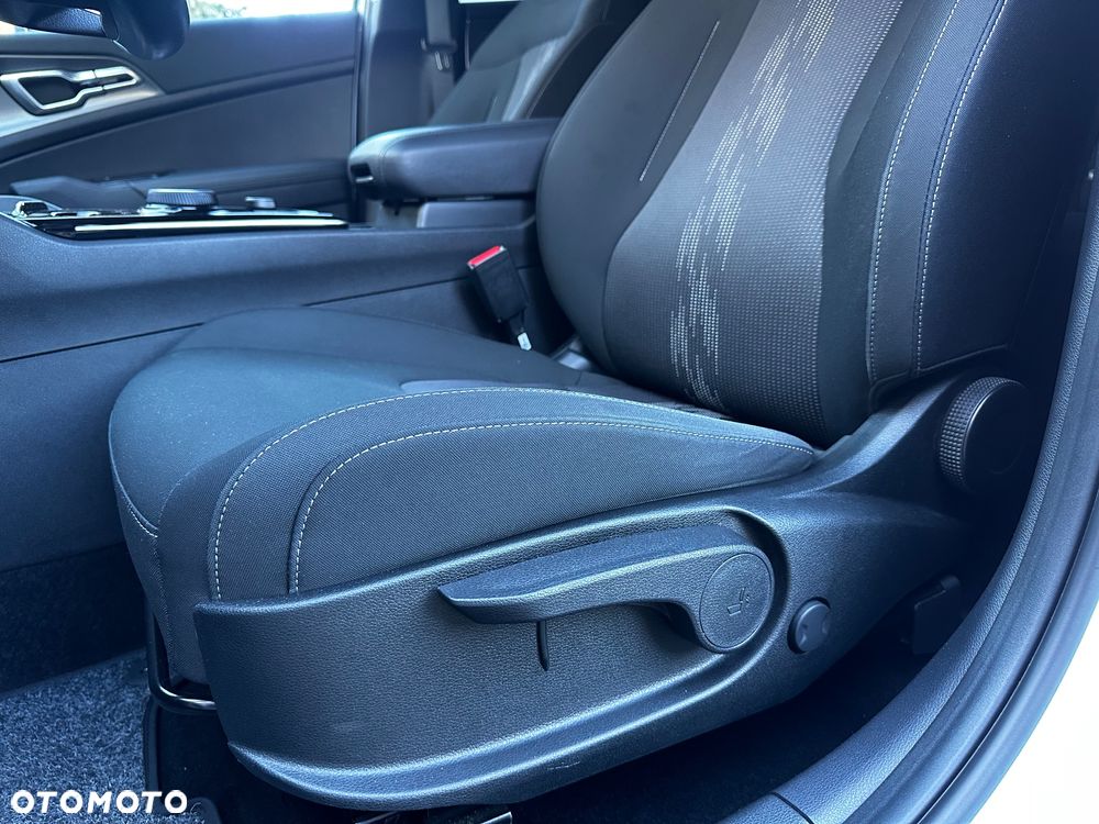 Kia Sportage 1.6 T-GDI HEV Business Line 2WD - 30