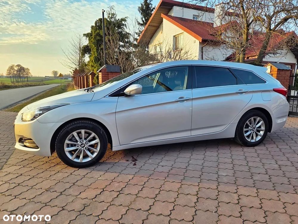 Hyundai i40 Kombi blue 1.7 CRDi DCT Premium - 5