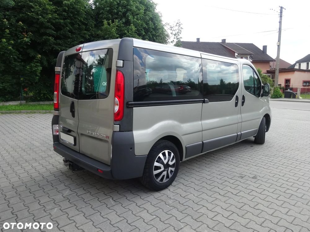 Opel Vivaro L2H1 2.9t Essentia - 5