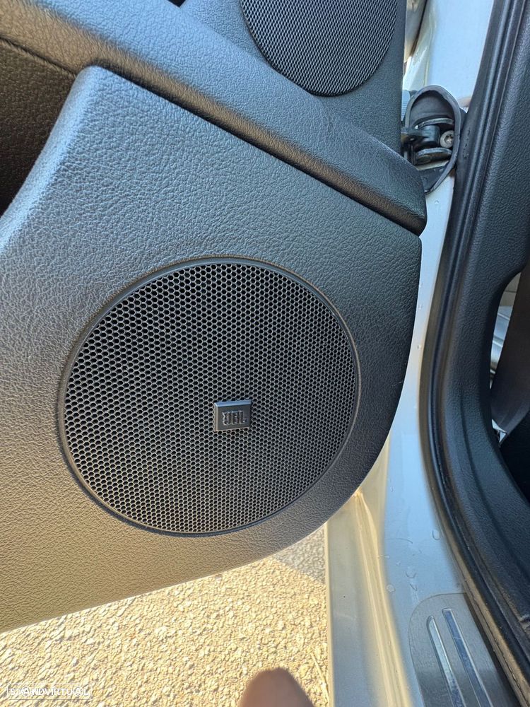 Peugeot 407 3.0 V6 Griffe - 11