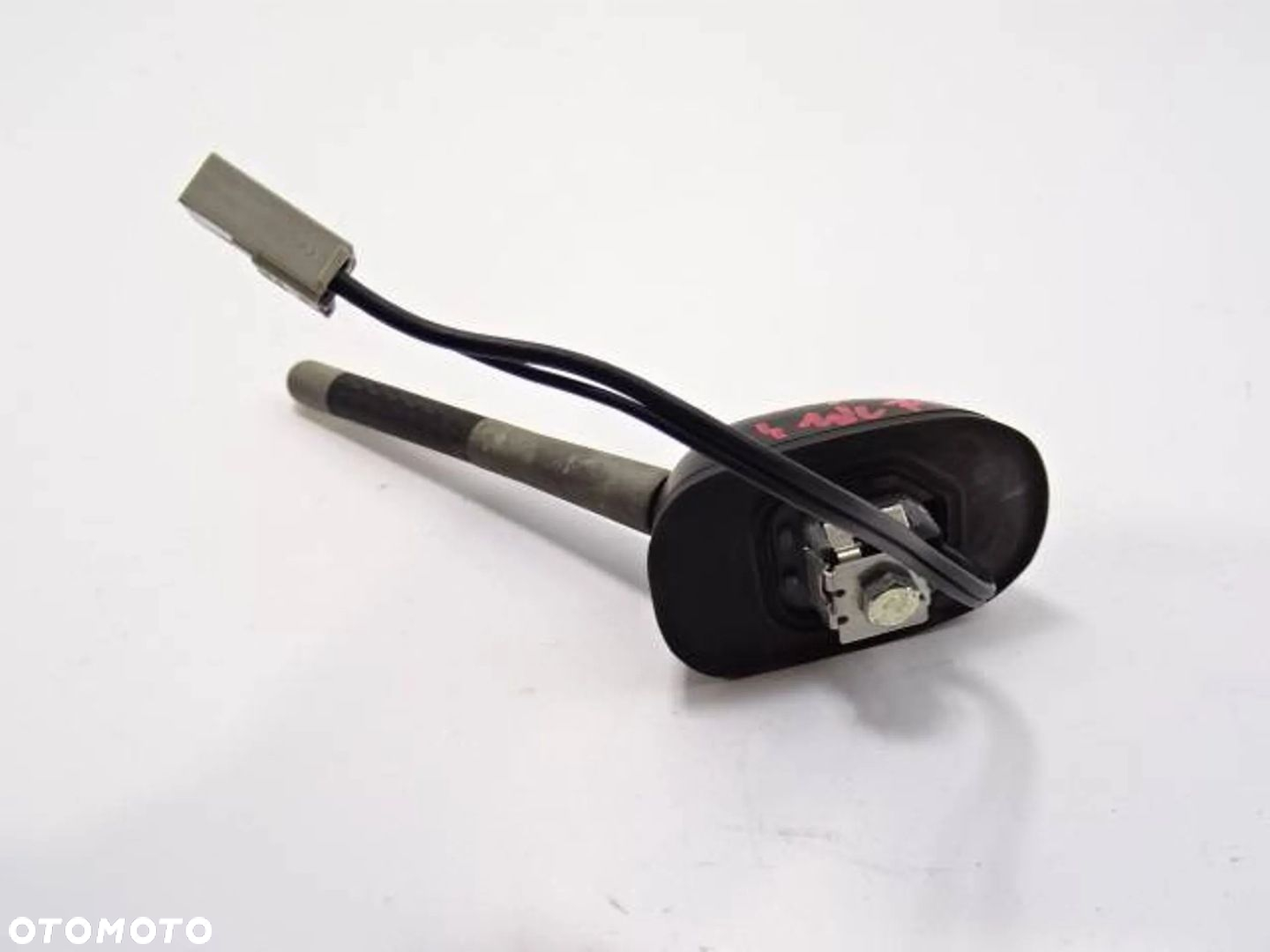 Antena dachowa Suzuki Swift MK7 - 2
