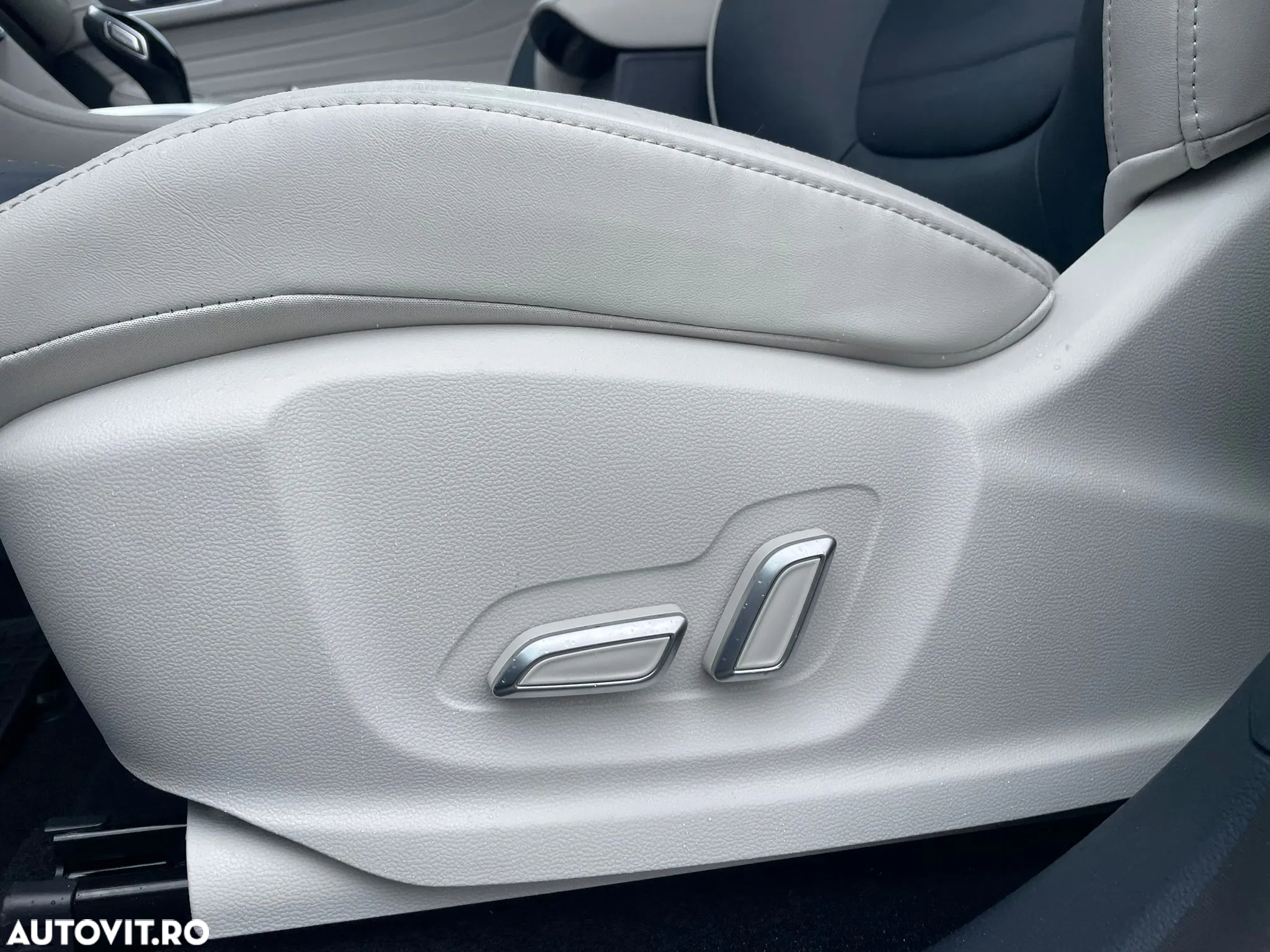 MG EHS 1.5 T-GDi AT PHEV Exclusive - 11