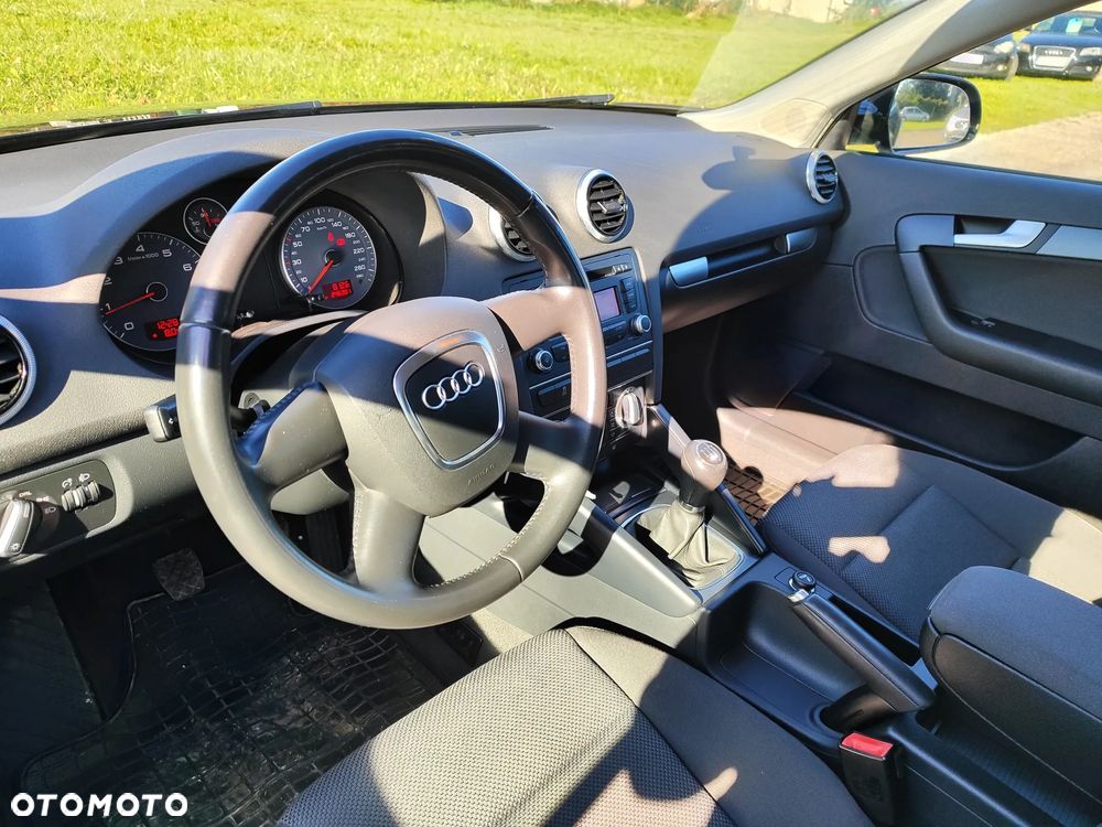 Audi A3 Sportback 1.6 Attraction - 7