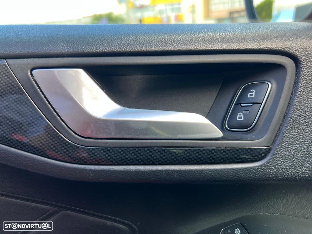 Ford Focus SW 1.0 EcoBoost MHEV ST-Line - 17