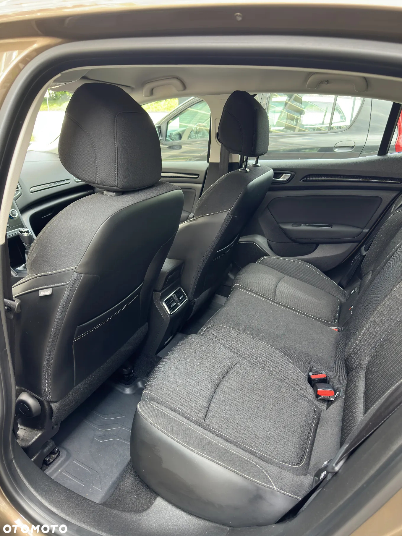 Renault Megane 1.2 Energy TCe Zen - 11