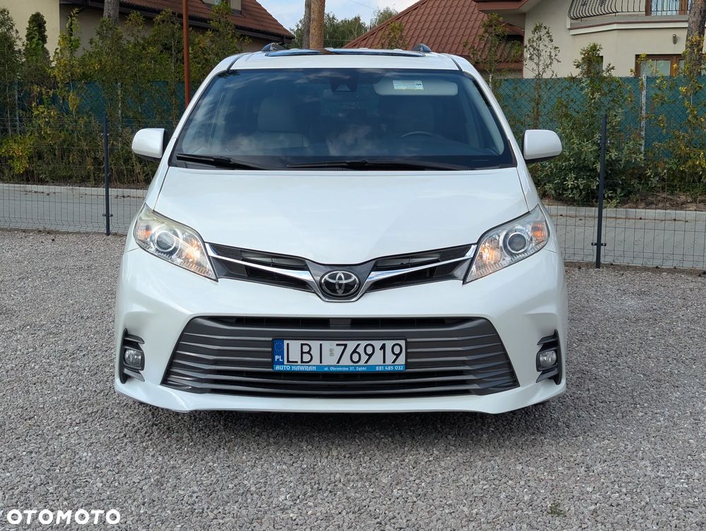 Toyota Sienna 3.5 V6 XLE AWD - 2