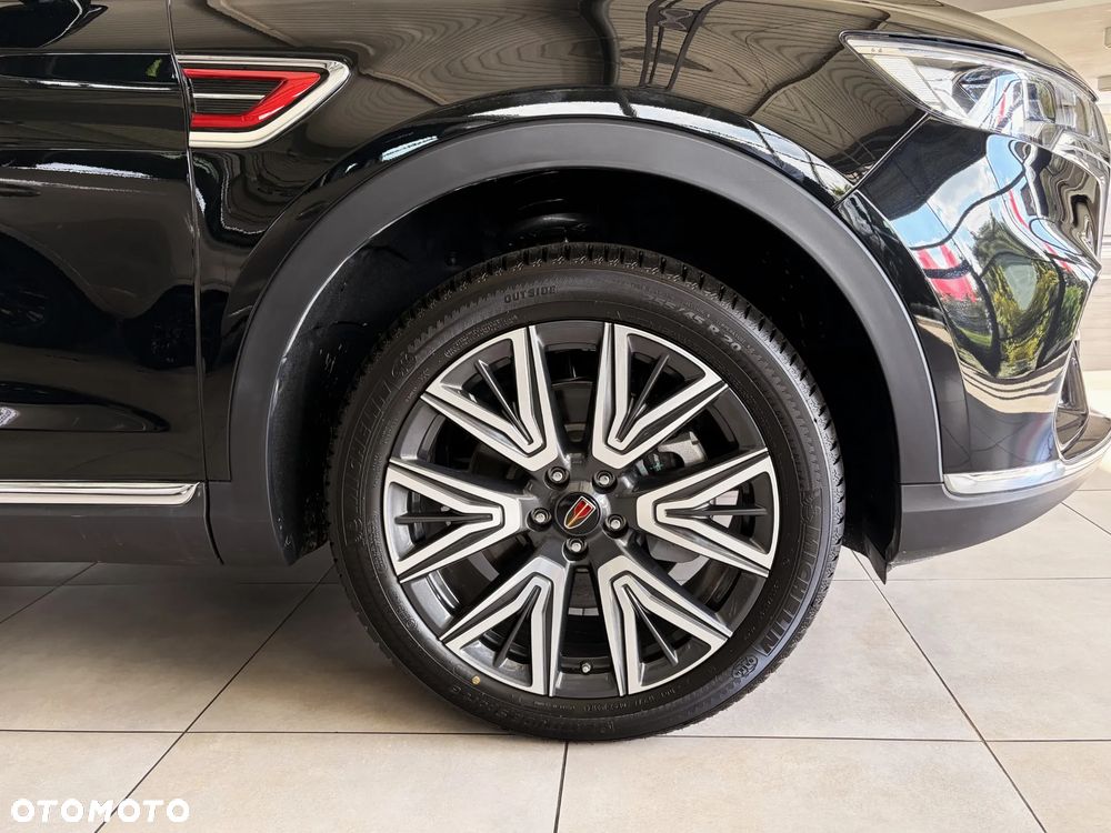 Hongqi HS5 - 5