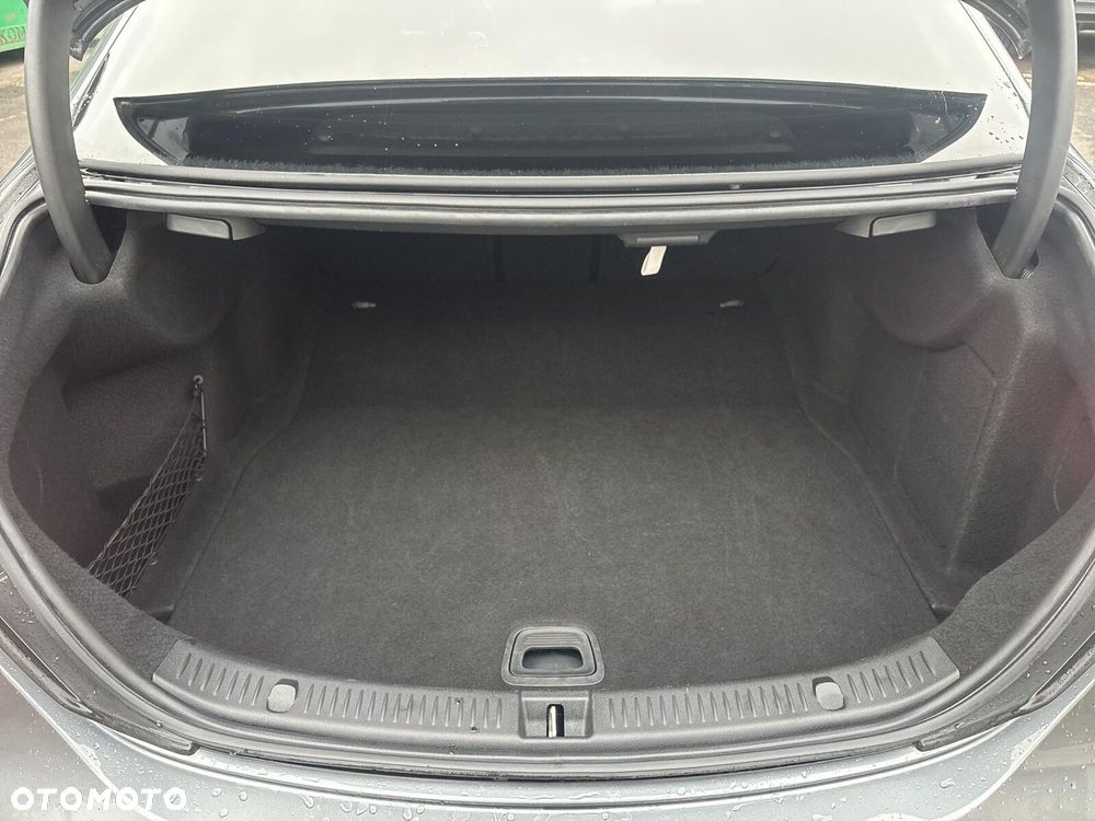 Mercedes-Benz Klasa E - 25