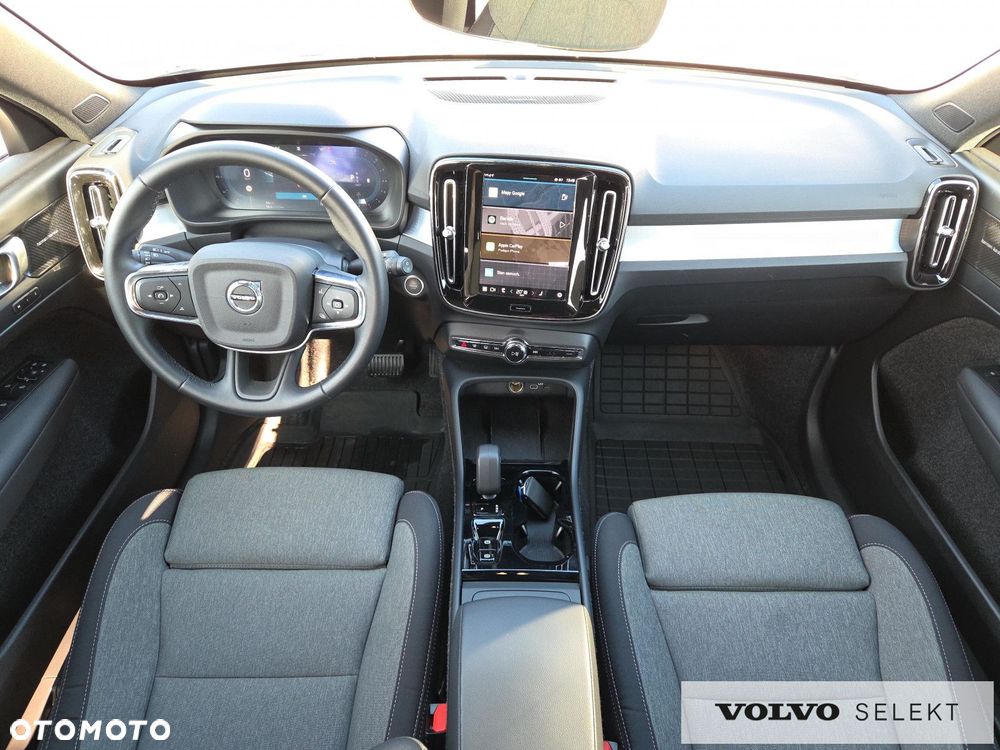 Volvo XC 40 B3 Plus Dark - 11