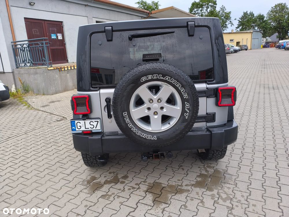 Jeep Wrangler - 5