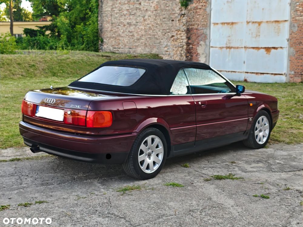 Audi 80 2.3 E - 18