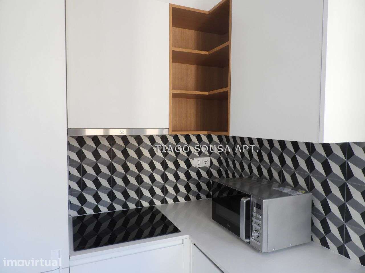 Apartamento T1 equipado junto à estação de metro do Marquês - Grande imagem: 4/24