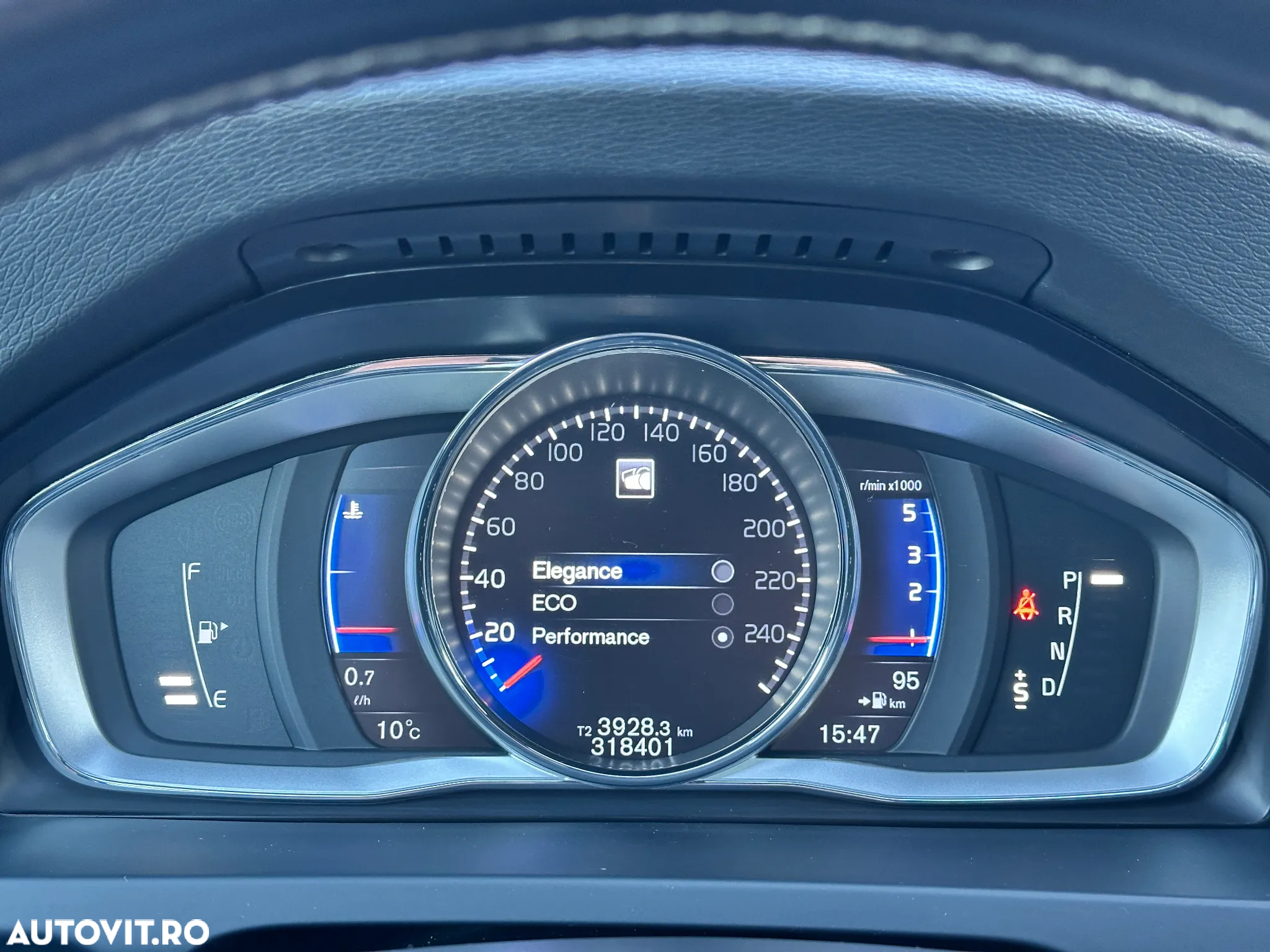 Volvo V60 D2 Geartronic Powershift RDesign - 29