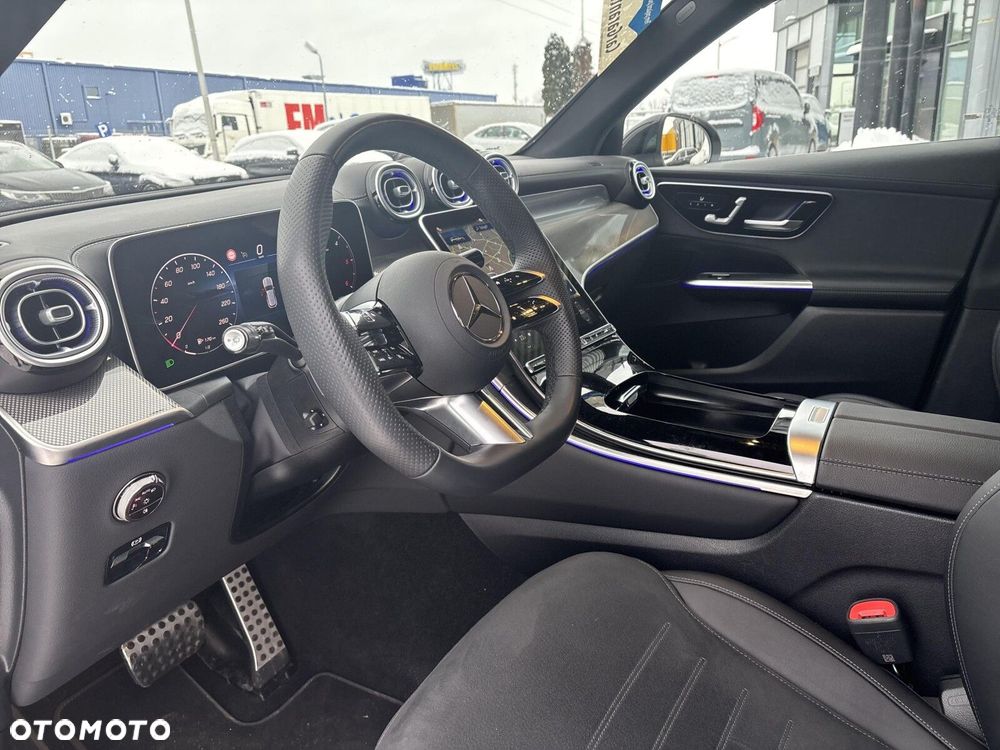 Mercedes-Benz GLC - 16