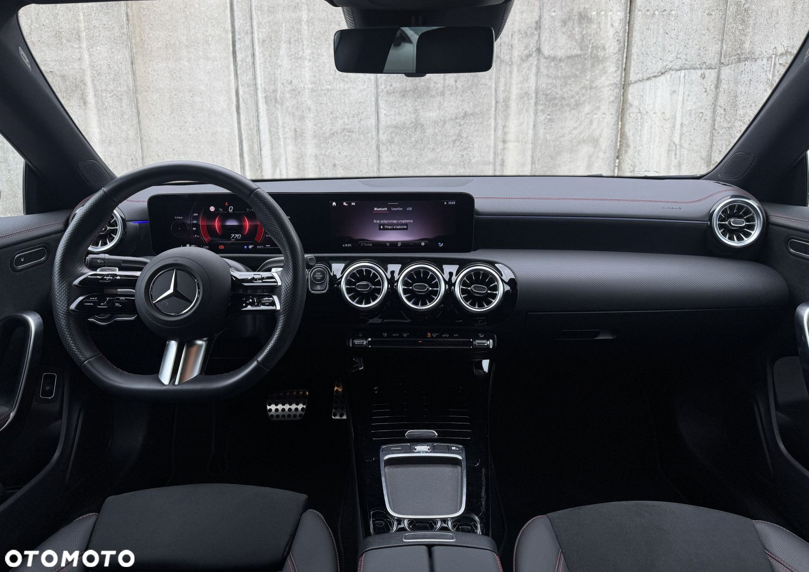 Mercedes-Benz CLA - 8