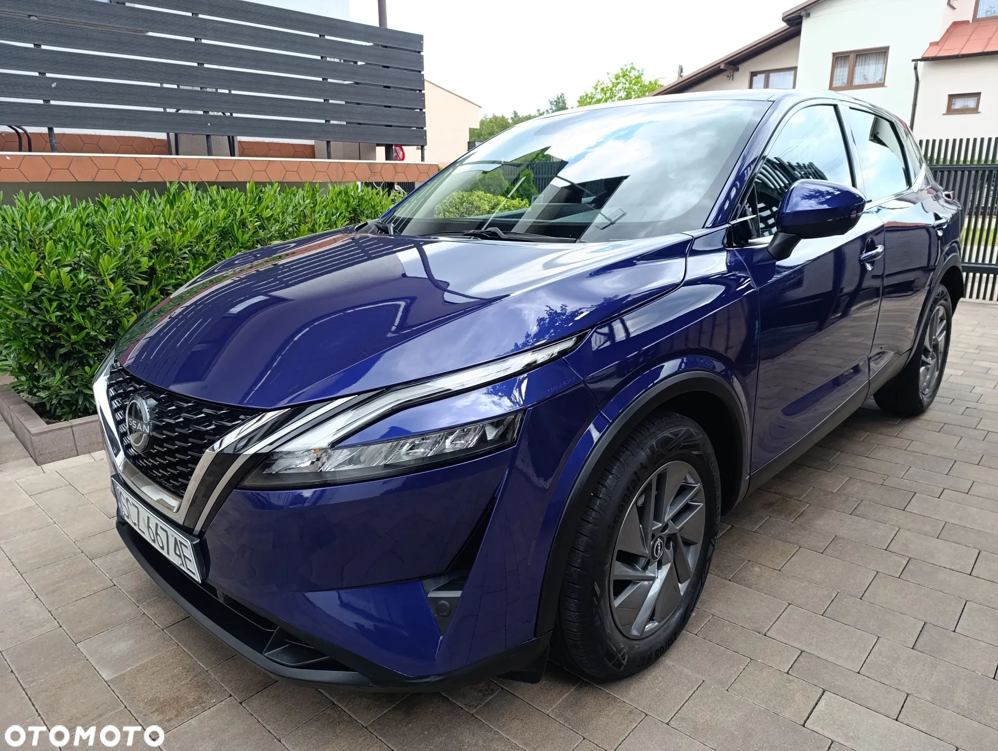 Nissan Qashqai - 1